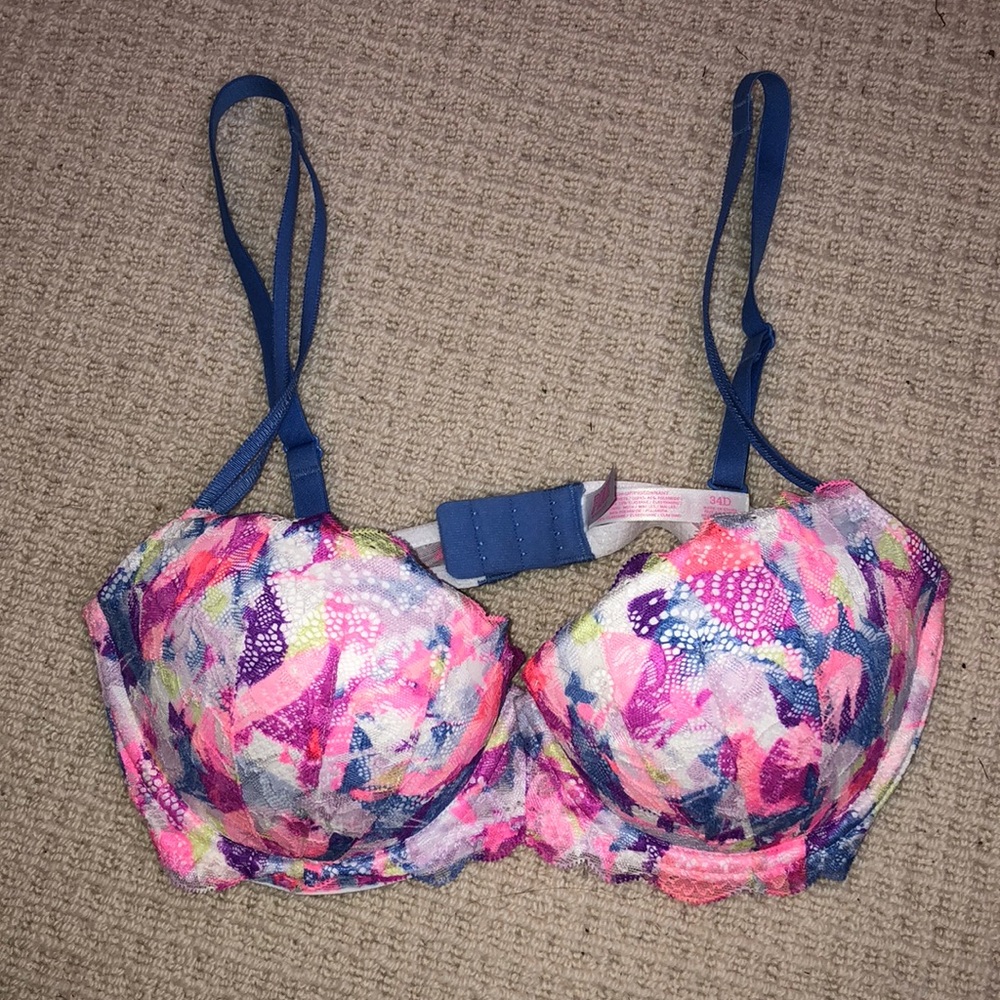 Victoria’s Secret Pink Bra